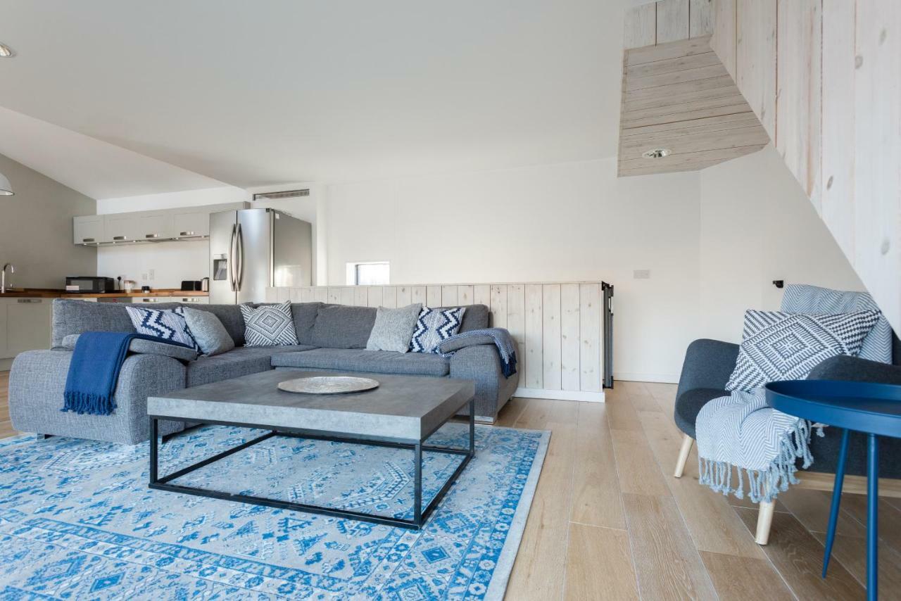 The Cliffside Loft - Distinctly Modern 3 Bdr Riverside Home Μπαθ Εξωτερικό φωτογραφία