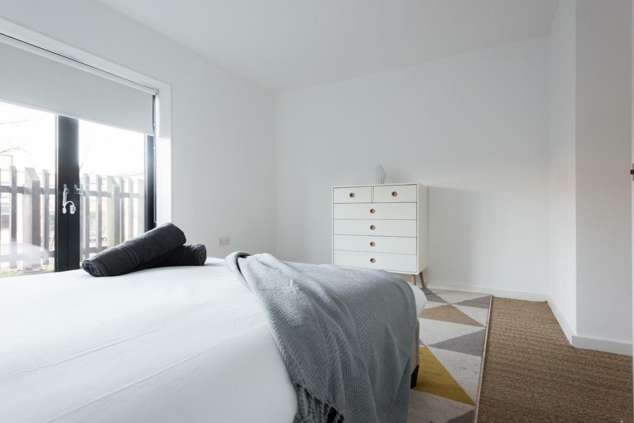 The Cliffside Loft - Distinctly Modern 3 Bdr Riverside Home Μπαθ Εξωτερικό φωτογραφία