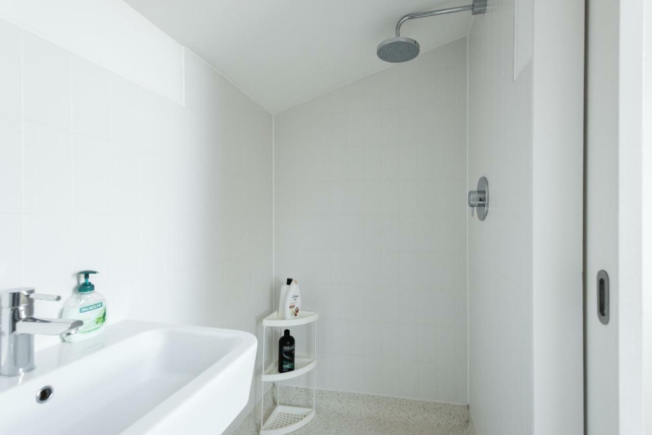 The Cliffside Loft - Distinctly Modern 3 Bdr Riverside Home Μπαθ Εξωτερικό φωτογραφία